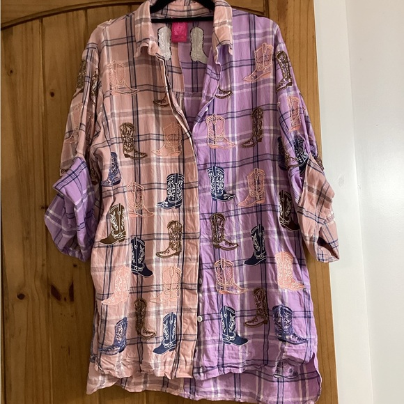 QUEEN OF SPARKLES Tops - QUEEN OF SPARKLES Pink & Lavender Plaid Tunic with Boot Print